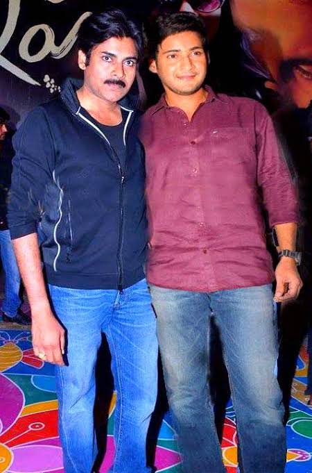 SSMBSRK1231's tweet photo. @RGVzoomin @rgvworldtheatre Eroju Pk Pai Hatred Tho Movie Ki Support Chestunaru.
Repu Mee Hero Pai Kuda Tiyochu...
All Hero Fans Pls Don't Encourage that Type of Movie's Guys..🙏
@urstrulyMahesh  Fans Support to 
@PawanKalyan
 
#MbFansSupportPk
#SarkaruVaariPaata #MaheshBabu
#VakeelSaab #Pawanakalyan https://t.co/bFFGHeHjml