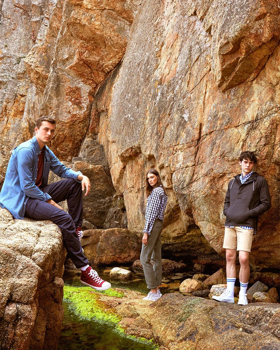 FrontRowandCo's tweet photo. The Front Row chinos range is made with lightweight, quality cotton-rich stretch twill - ideal for summer. Finished with YKK zip-fly and a soft-touch garment wash. CLOTHES ARE MADE TO BE WORN. OURS ARE MADE TO LAST. #FrontRowandCo #FrontRowClothing #FrontRow #chinos #smartcasual https://t.co/6GiFKE1vfh