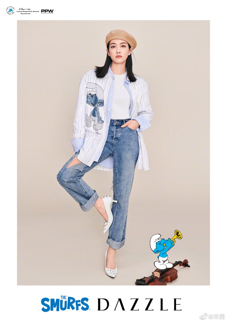 VicSongStyle's tweet photo. Victoria Song X The Smurfs X Dazzle 

#宋茜 #VICTORIA #VictoriaSong #빅토리아 https://t.co/McE6BASPbu