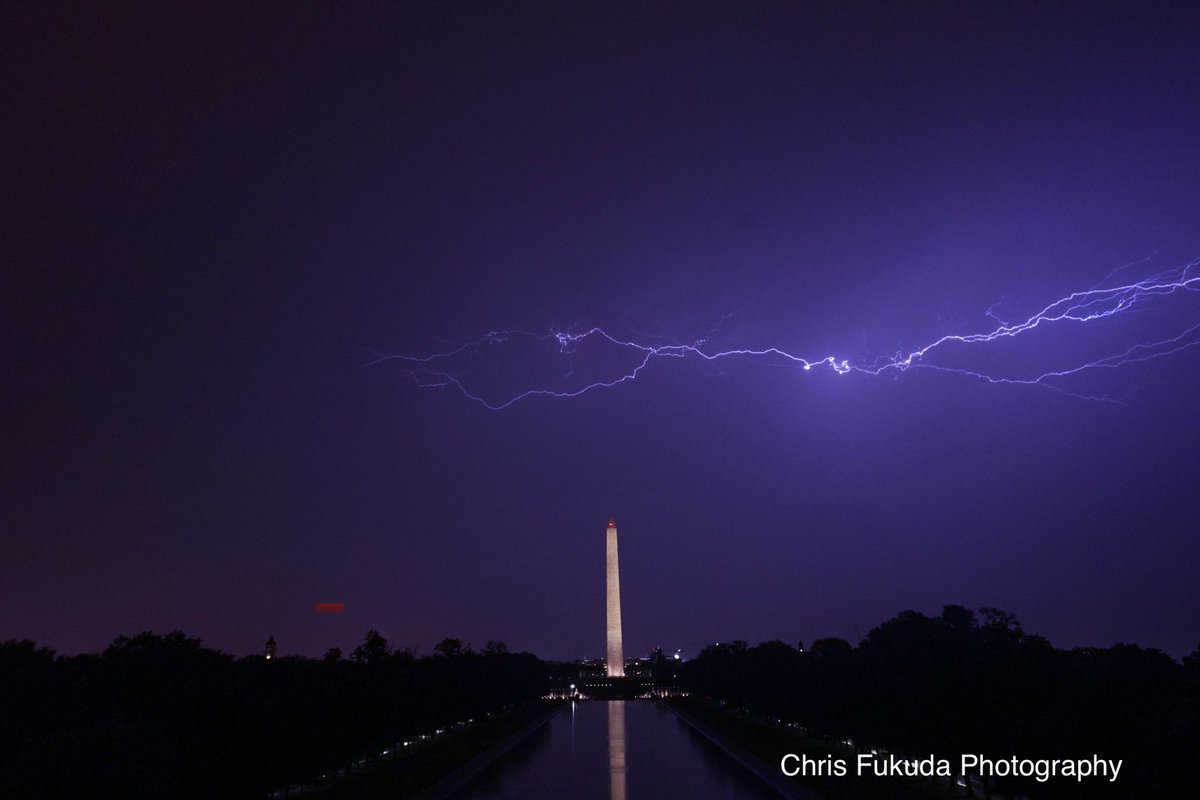 Chris_FukudaWx's tweet photo. Here’s another one from last night! ⚡️⚡️⚡️#holylightning #washingtondc #summer2020 #stormchaser @StormHour @CVASTORMTEAM @amelia_draper @capitalweather @hepomodeler @spann @sunset_wx @dcstormchaser @JoshKnight_TV @DildineWTOP @WeatherNation @wxnewsdesk @camdenwalker @IGDCofficial https://t.co/qUHW1YQpV5