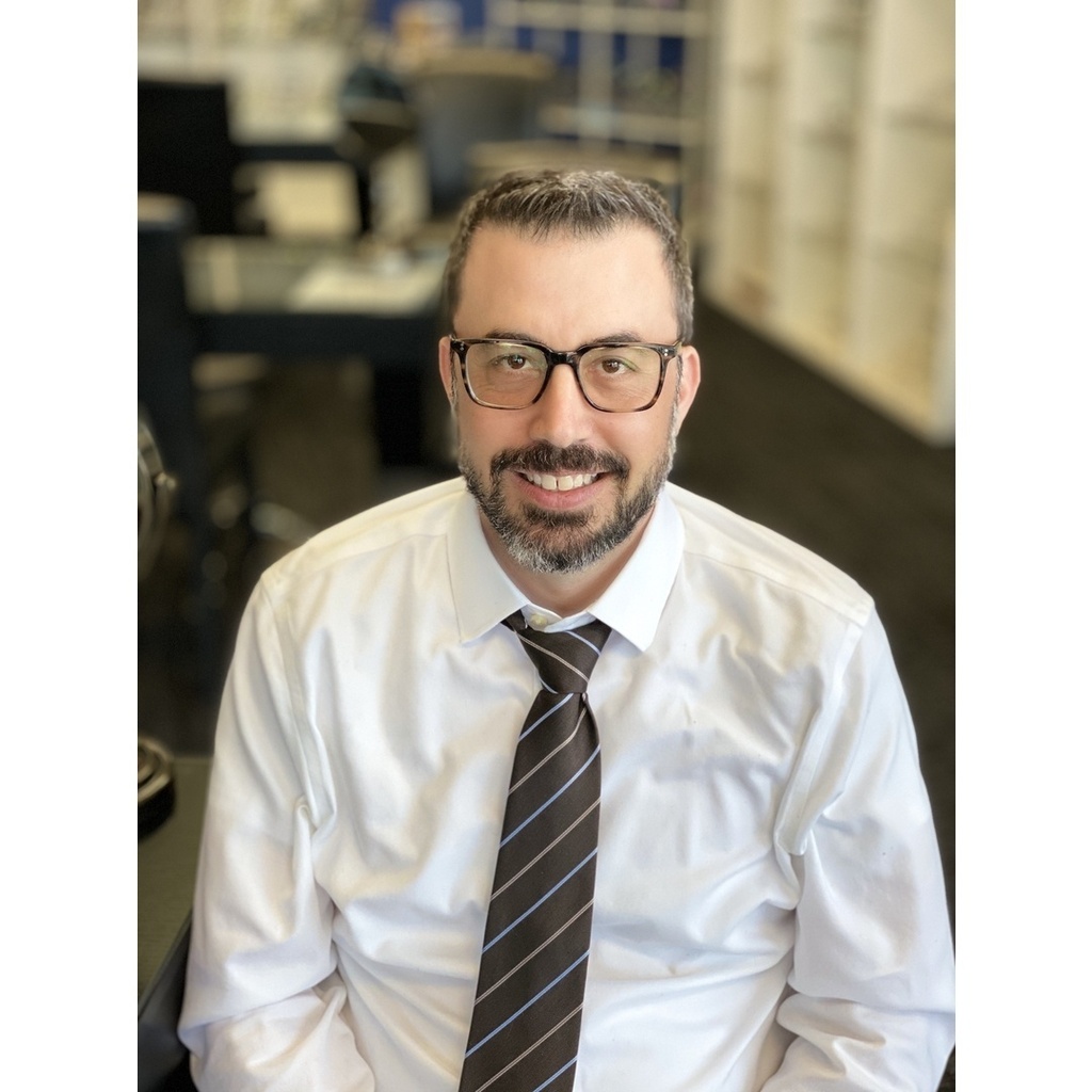 eyeopenersopt's tweet photo. Todd you look great in your new specs!!! We hope you are loving them!  @todddartwell @oliverpeoples #newglasses #welovethem #eyeopeners https://t.co/IreLQl3anI https://t.co/W5M55RZsJZ