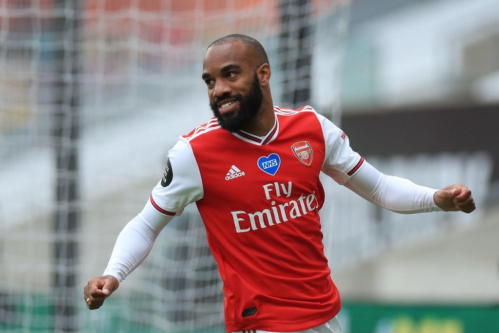Lacazette a good link/hold up player but too inconsistent, first season here wasnt good enough, POTY last year but has been below par this season.Aubazette bromance was fun while it lasted, I suggest we sell Laca for the right fee(recoup investment) Auba stays or not. [4/5]