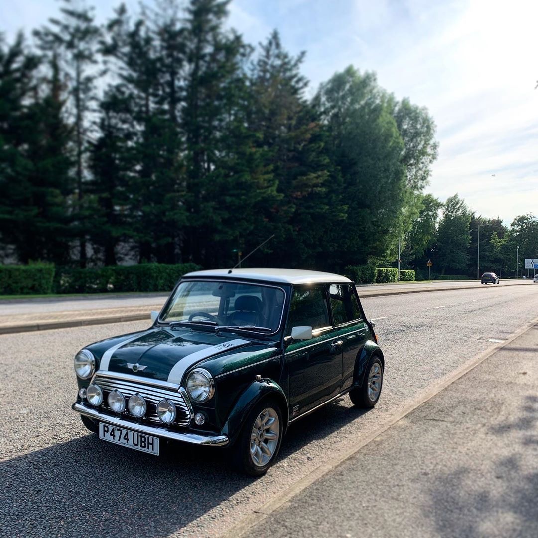 VinesgroupMINI's tweet photo. It may not be Thursday, but that doesn't mean we can't throw it back to this classic MINI. 📷: @limuk18 

#MINI #VinesMINI #MINIUK #ClassicMINI #MINIAdventure https://t.co/VeIDUOc5lf