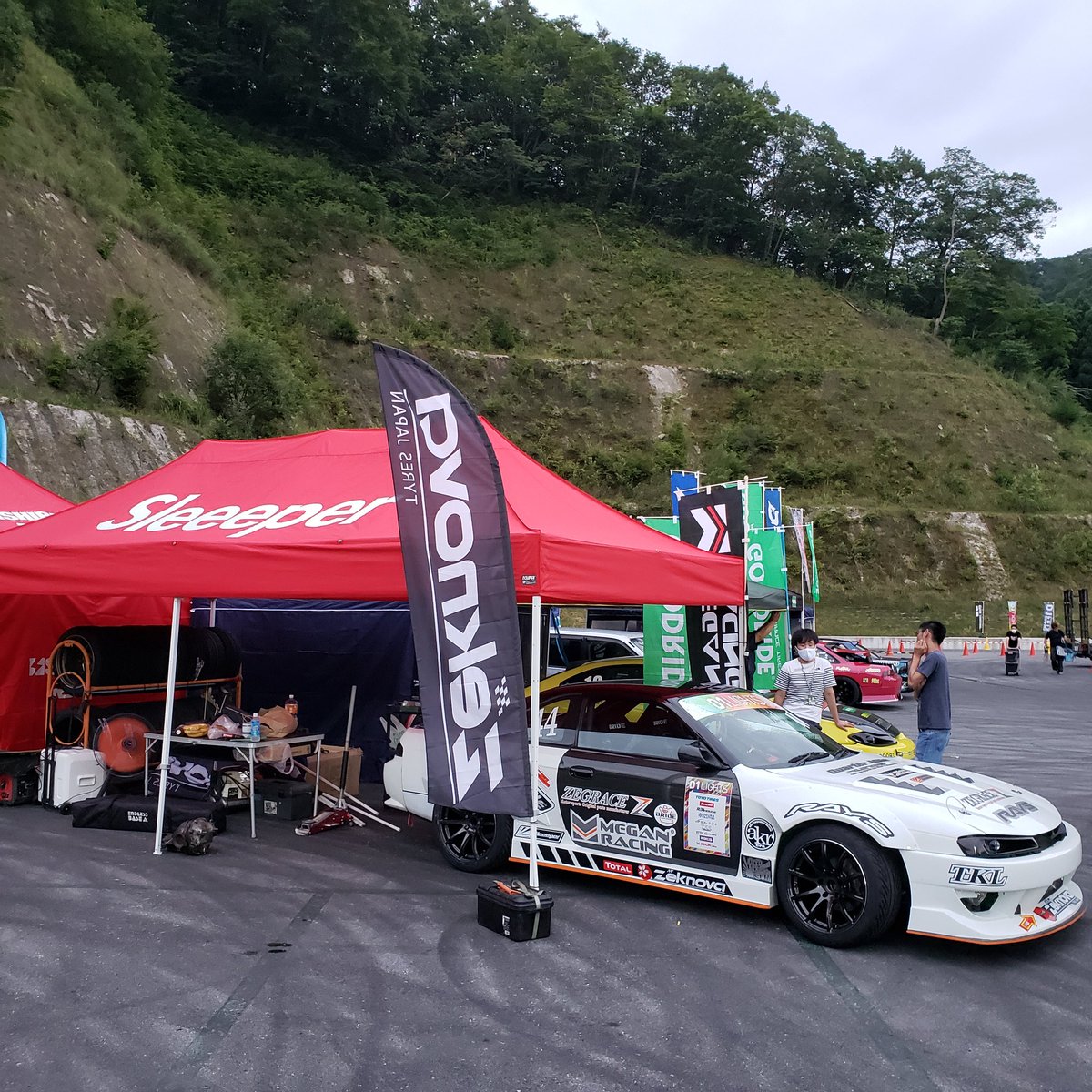 qmruki's tweet photo. とりあえずスタートラインには並べれそう!
#dixcel
#zeknova
#total
#lucas
#rays
#gramlights
#zegrace
#meganracing
#カープロデュースakr
#usedautopartstadokoro
#quartermile
#tkl
#samsonas
#sleeeper
#レモネード https://t.co/dEGtT1quNx