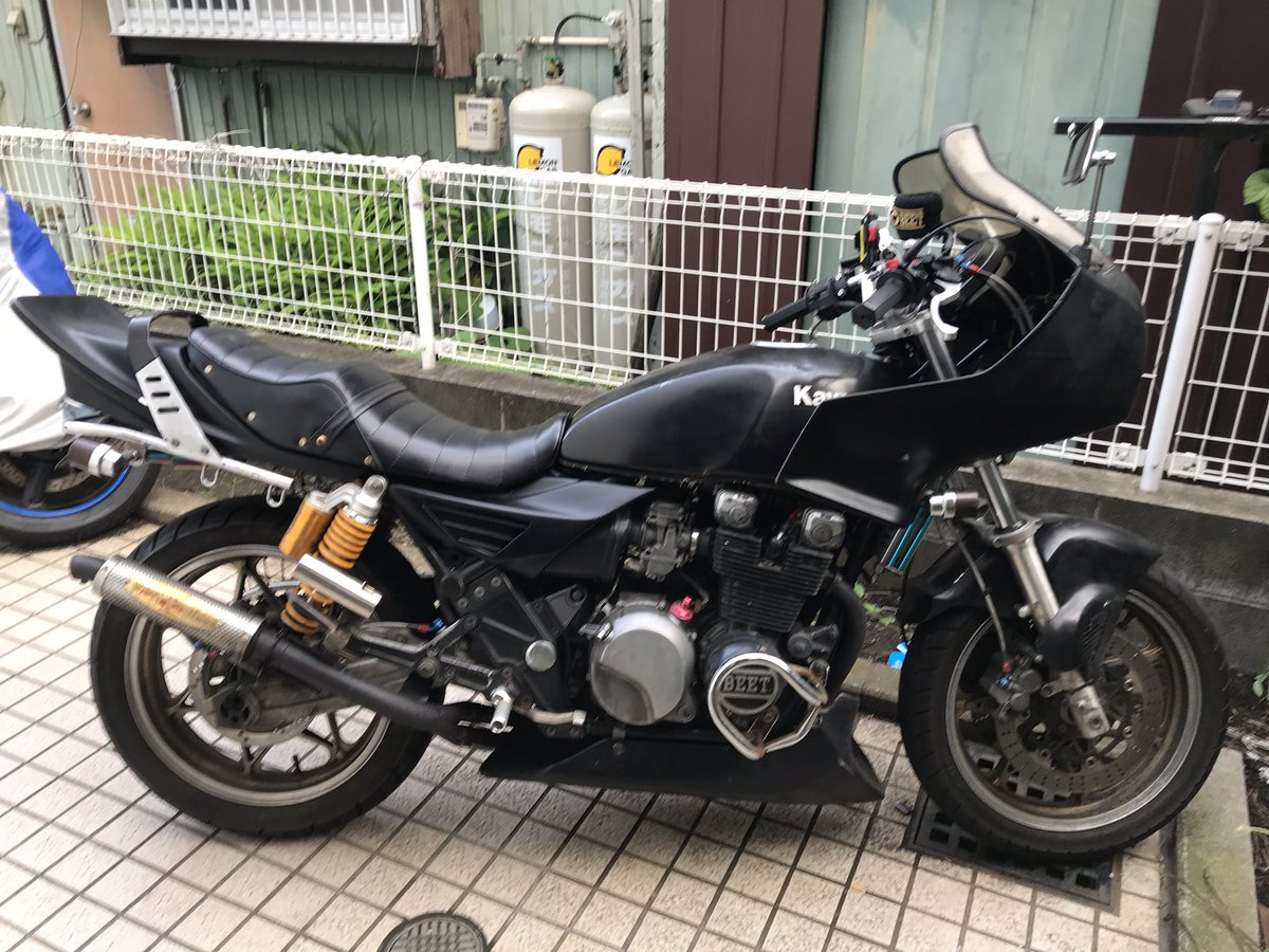 TMAX_ZEPHYR400's tweet photo. 真似しよ！
助言と点数お願いします😂 https://t.co/743QXegJuE