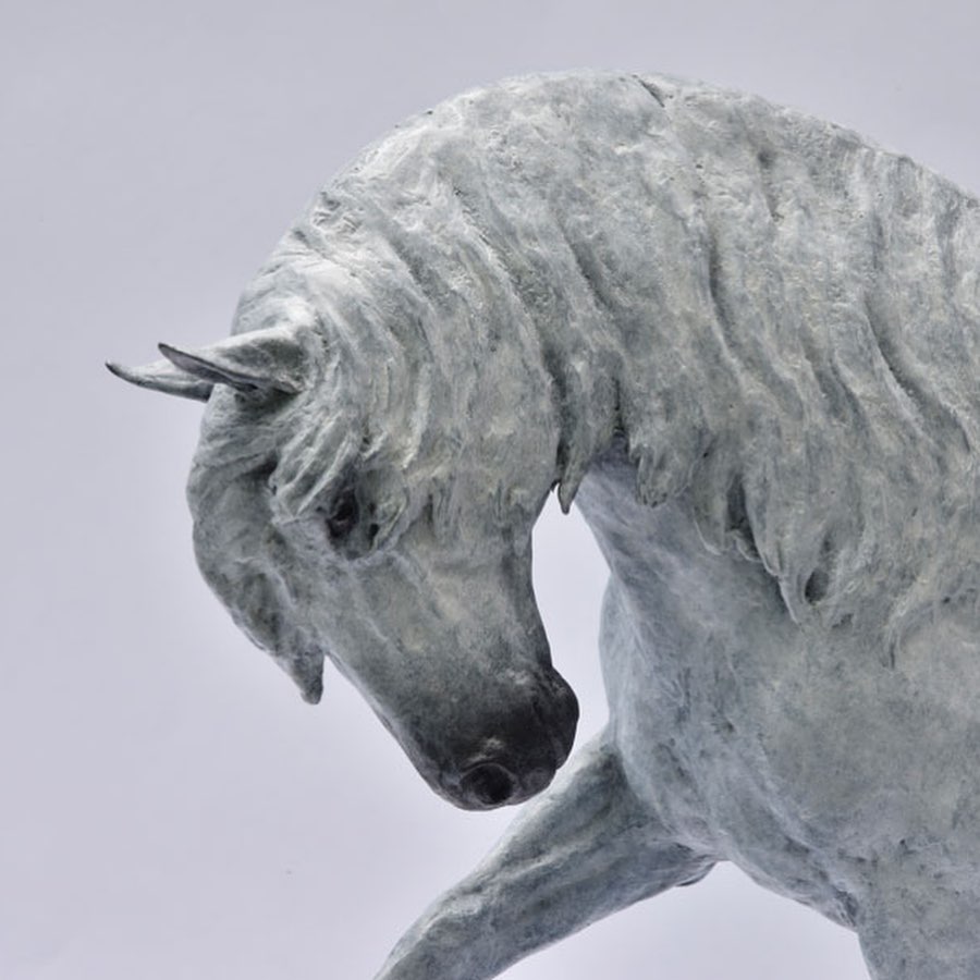 michaeljbarlow's tweet photo. BUY LIMITED BRONZE SCULPTURE BY MIKE BARLOW - https://t.co/q0ddDML5mm
Works can only be purchased during the 39th Buffalo Bill Art Sale. Patrons register in advance. Absentee bidding for those unable to attend can be made at 1-888-598-8119. 

Bid on "Girl's Got Rhythm" Lot # 17 https://t.co/R8PvPFYGEK