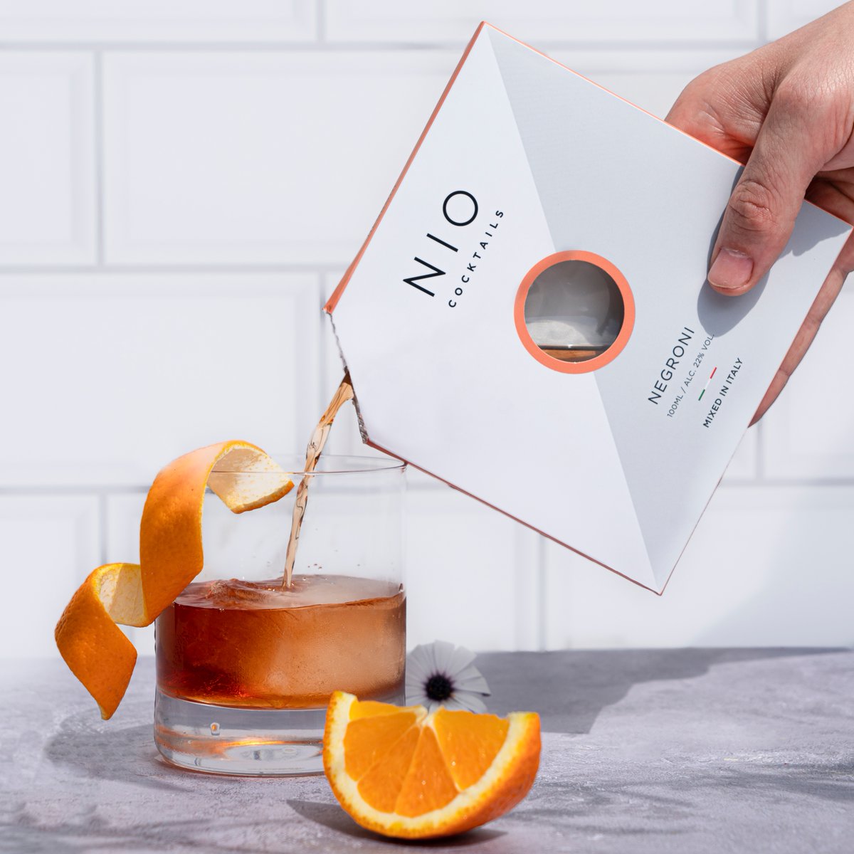 pastaevangelist's tweet photo. #COMPETITION ⁠⁠We have teamed up w Nio Cocktails to give a lucky winner 1 delish Pasta Feasting Box + a 6 Italian crafted ready-to-serve cocktails 🍸

To enter:
⁠https://t.co/aTupTXJplk this tweet
2.Follow @pastaevangelist 
3.Retweet for extra ✨

⁠T&amp;C:UKonly.Ends 28.07.2020 https://t.co/Xw4OMHbNHR