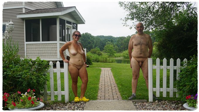 Real married couple at https://t.co/LMflDL8onr https://t.co/m4n0BqvDOO<a href="/tag/xhamster"class="tags"><span>#xhamster</span></a>