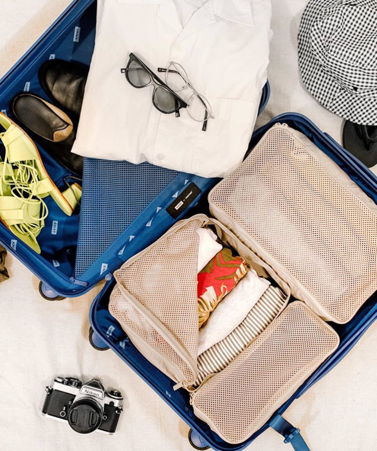 whilefat's tweet photo. #QOTD Do you use packing cubes when traveling? Why or why not? 

📷 from @away https://t.co/e7Eh35N388