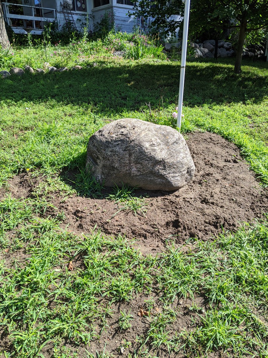trotterspace's tweet photo. Having some productive days during this beautiful weather.
Almost before (forgot!) and after.
Now to decide what else to fill it with. https://t.co/QWFSZ1l5Sz