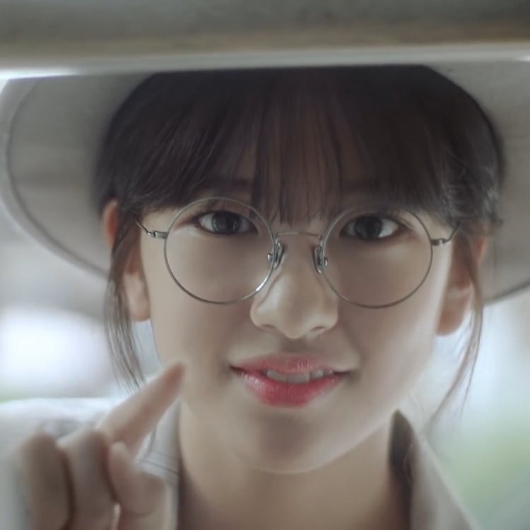 A child  she looks so cool