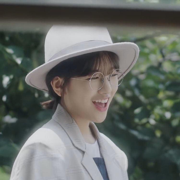 A child  she looks so cool