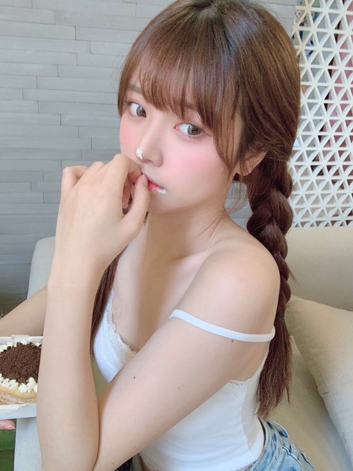 Twitterのコスプレ画像17
