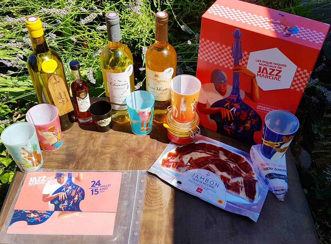rss1337's tweet photo. Faim prêt pour la régalade musicale de @Jazz_in_Marciac la semaine pro sur #radiofrance 🎶 🎹 🎷 🎺 avec ce #picnic #jazzy complété par mes soins ! 😁 #saintmont #pacherencduvicbilh #colombelle #armagnac #foiegras #jambonnoirdebigorre #fromagedebrebis #gers #jazzinmarciac #jazz https://t.co/bmjOEs7iaF