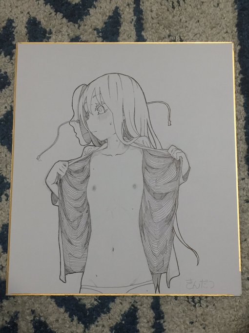 サラリーマン業の1ヶ月程の辛かった案件が無事終わりました…😭
今日からまた絵を頑張ります😌
今日は色紙で筆慣らし?
これは手元にあるこころちゃん🌚 