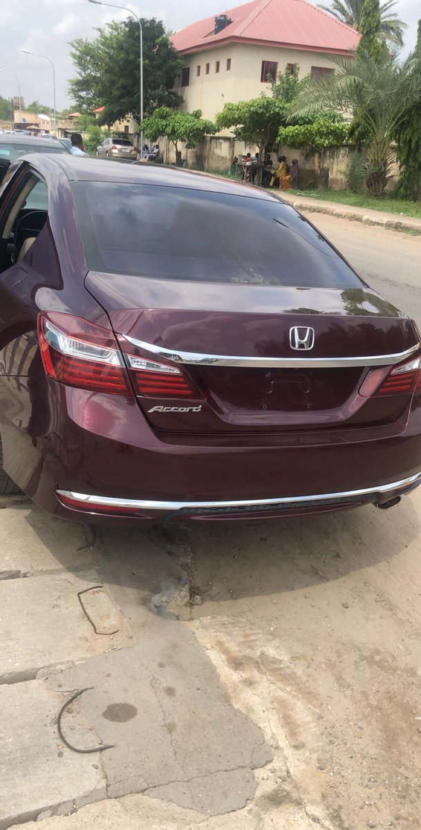 kanocars's tweet photo. Foreign used 2015 Honda Accord LX upgraded to 2016 going for just 4.5mil. Refer a buyer and earn https://t.co/4KdXXBWeag