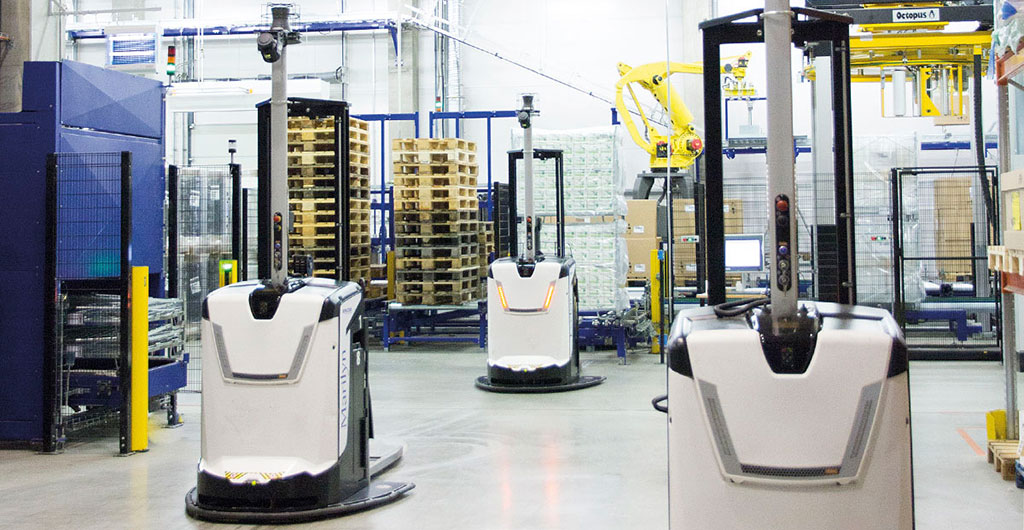RoclaAGV's tweet photo. Find the #MagicOfMaterialHandling with #FleetController
- Dynamic vehicle route optimization
- Optimized orders and prioritized transports
- Simplified integration
- Uninterrupted performance
- Increased capacity of the existing system
#intralogistics #automation #WMS https://t.co/cWTm8aiEPh