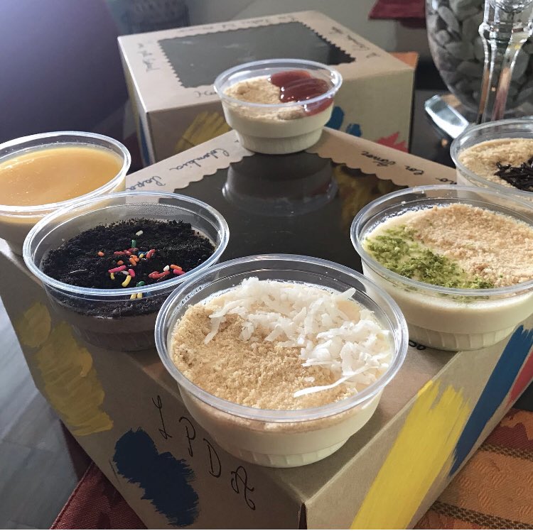 ArrieroPostres's tweet photo. Try our desserts, we have six flavors for you!! Text to 7044588182 / Prueba nuestros postres, tenemos seis sabores para ti, escribe al 7044588182 #LosPostresDelArriero #Desserts #dessert #pastry #repostería #postres #postre sweet #taste #delicia #food #foodporn #charlotte https://t.co/npFVvAGe3S
