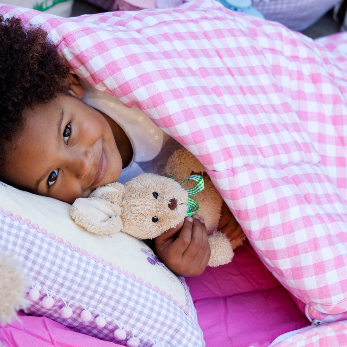 WinGreenKids's tweet photo. We receive so many lovely comments from our customers about our Sleeping Bags... 💗 

Perfect for sleepovers or camping, they’re available in pink, blue or red gingham. Softly padded and so snuggly! ☺️

 #sleepingbag #sleepover #camping #mywingreen

https://t.co/diZAy7sC23 https://t.co/kMzdE6ywkR