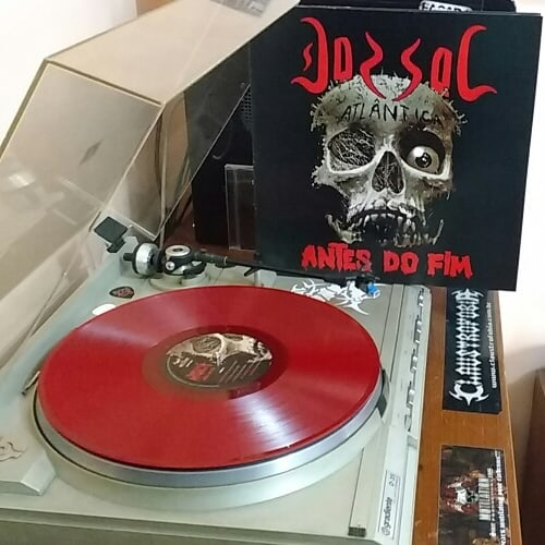 RogerioRocker's tweet photo. 22 de julho de 2018 ·
Dorsal Atlântica - Antes do Fim #vinil #mutilationrecords #mutilationproductions #discoécultura #vinyl #vinylcollection #vinylcollector #lps #discocollection #turnetable #tocadiscos #gradiente #d35 #gs11 #metalnacional https://t.co/RRD40SLsdo