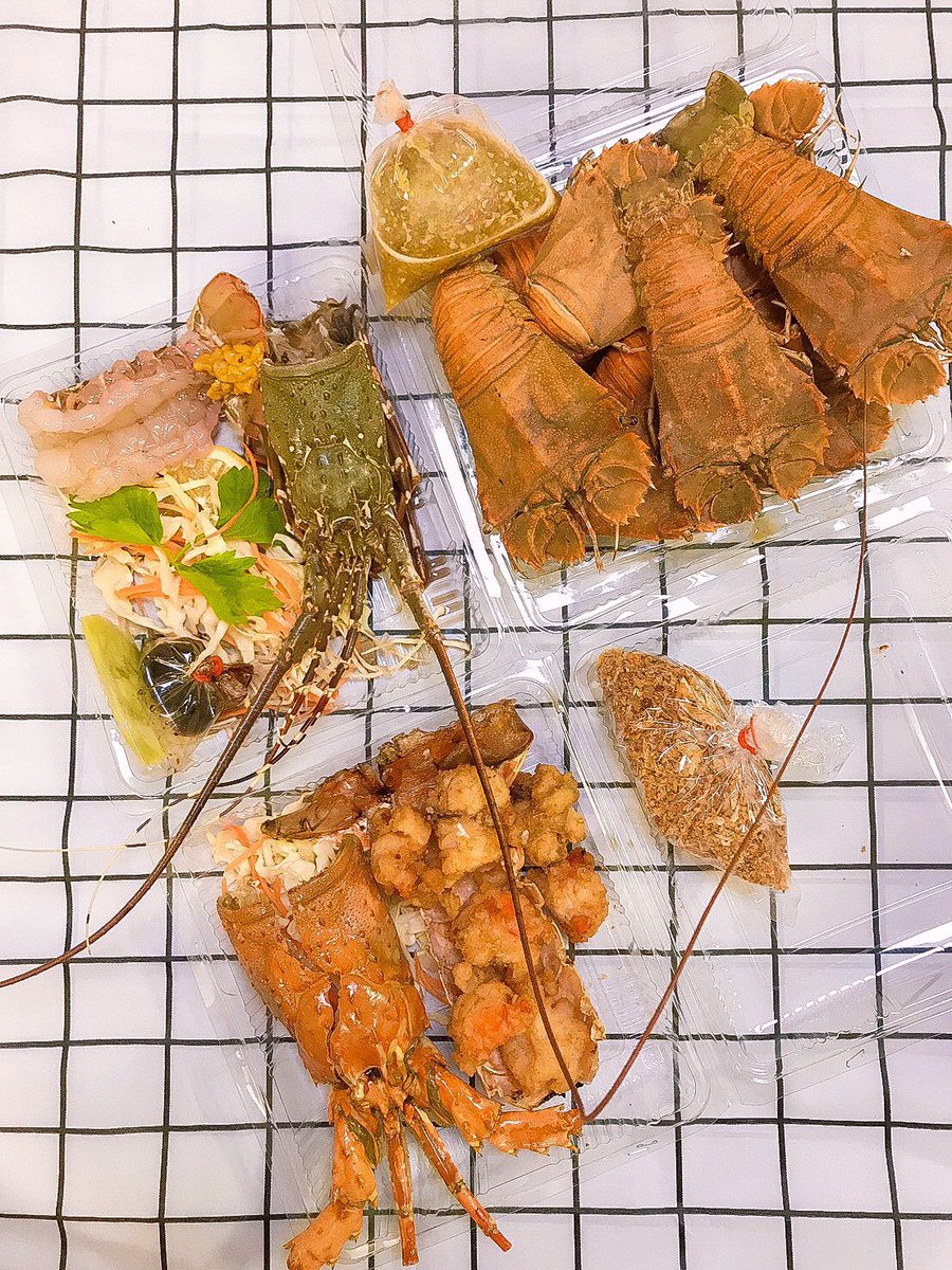 SkulLaeEy's tweet image. อร่อยชิบหายแบบวัวตายควายล้ม ไม่คาดหวังว่าการสั่งอาหารทะเลทางเฟสจะได้ของสดขนาดนี้ แงง กุ้งซาซิมิคือที่สุดในใจ🦞 เนื้อหวานเด้งมากกน้ำจิ้มแซ่บลืม นี่สั่งจากเพจตั้งหลักอาหารทะเล ราคาไม่แพงแล้วของดีจริง ราคาหลักร้อยคุณภาพหลักพันโว้ยย 🍺 #อร่อยไปแดก #อร่อยบอกต่อ @aroii