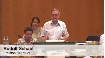 FWmuc's tweet photo. Unser #Stadtrat Rudi Schabl mit seiner ersten Rede in einer Vollversammlung. 🧡
Thema: Hanns-Seidel-Platz.
#FW #freiewähler #FWMuc #LebenswertesMünchen #PlanfürMünchen #München #Rathaus #Gasteig https://t.co/Ccs2AuTK8n