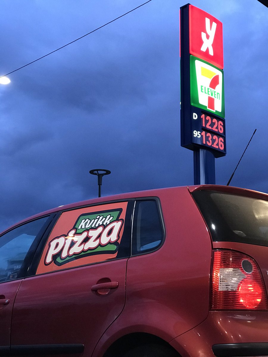 Vi kjører 🚗 rundt 1000 kilometer i uka, for å levere til våre kunder i #Hakadal #Nittedal og #Harestua. Da er det viktig vi støtter lokale bedrifter med ansatte.Hvis disse blir borte, hvor kan vi da låne toalett, kjøpe is etc til barna ?
 #Kvikk #AESW #FraNittedal #DiggMat