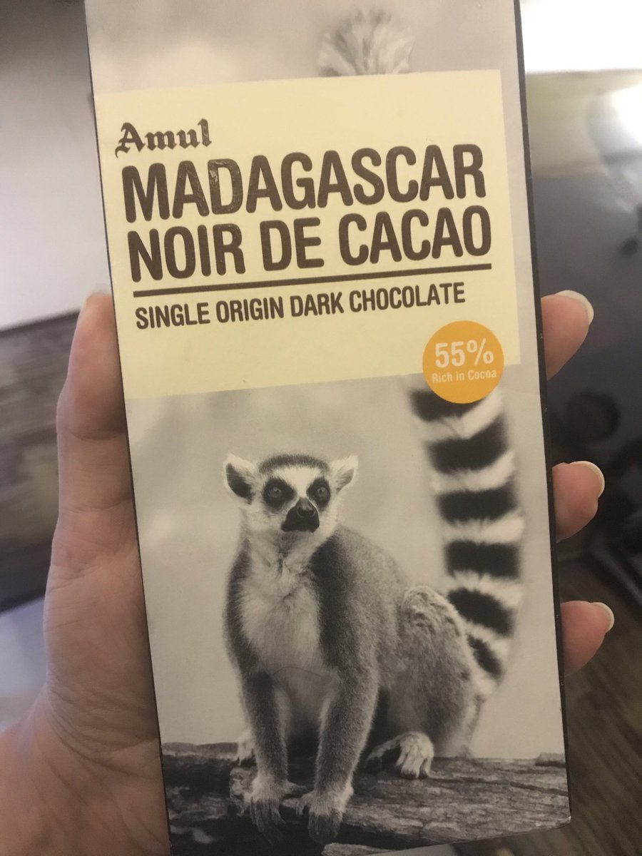 Madagascar: the first of the single origin variants that I tried. It has the same 55% base with a very subtle berry hint running through. Like rum chocolate minus the bitterness.