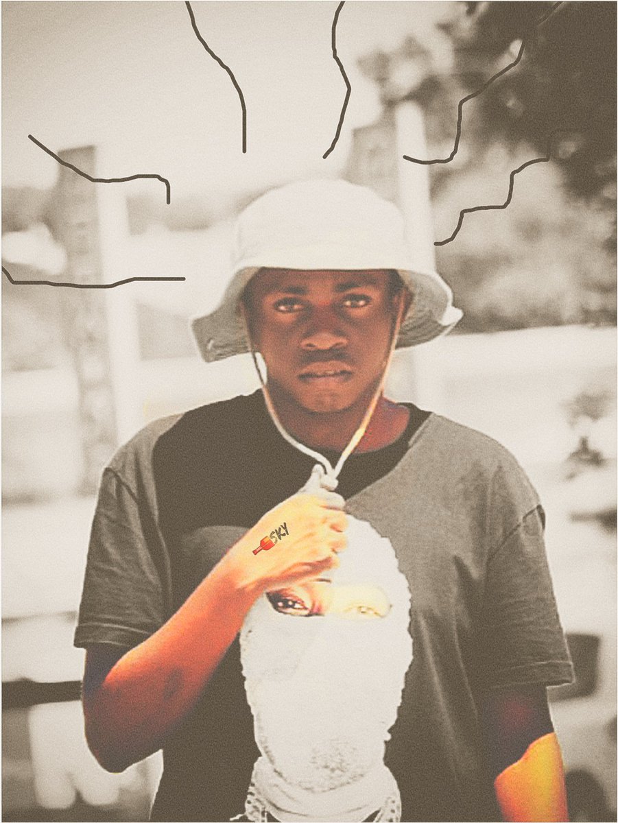 r_graphix's tweet photo. #artph #gwedemantashe #SkyRider #Tsunami #onlyfansgirl #nsfwtwitter #WHATYOUWAITINGFOR #SkyRGraphix #GraphicDesign
#GraphicDesigner
Too much Drip, I call my self de #Tsunami - @LucasRaps_SA https://t.co/Xm5k7eK11f