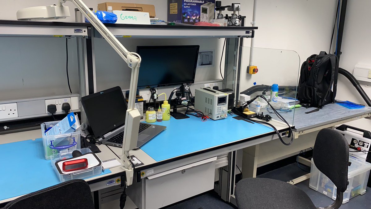 MCTrainUK's tweet photo. Great to be back @ElectronicsGrp for another week of Control-F Ltd’s Mobile Device Repair course. Socially distanced & as safe as can be made. 5 students hopefully learning good practice & technique #isitbroken ? The ‘green bucket’ for water damaged devices! https://t.co/2bfxniBudM