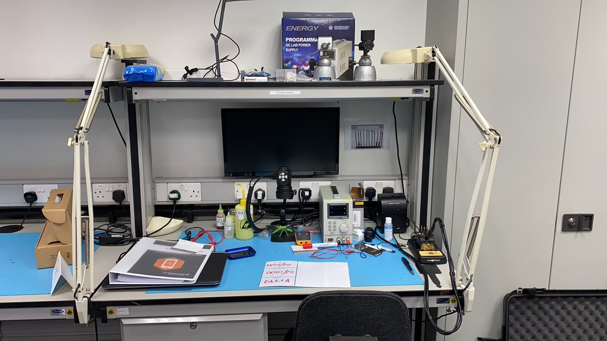 MCTrainUK's tweet photo. Great to be back @ElectronicsGrp for another week of Control-F Ltd’s Mobile Device Repair course. Socially distanced & as safe as can be made. 5 students hopefully learning good practice & technique #isitbroken ? The ‘green bucket’ for water damaged devices! https://t.co/2bfxniBudM