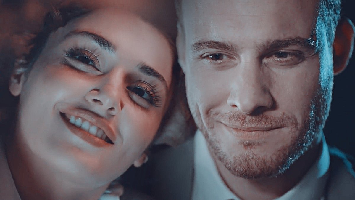 Bugün günlerden aurasına yandığım #EdSer akşam olmalı😍🎈 #SenÇalKapımı