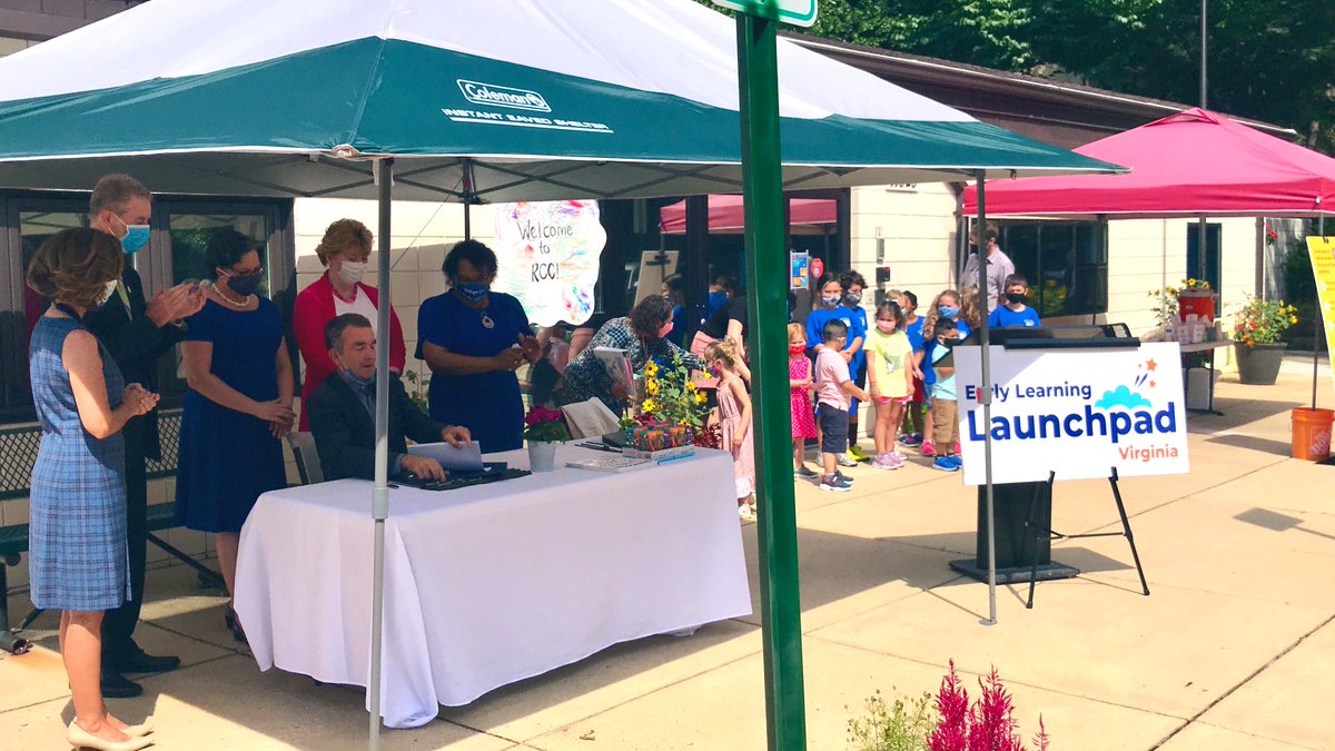 FirstLadyVA's tweet photo. Today @GovernorVA signed legislation transforming Virginia’s early childhood care and education system - building a foundation to expand access to quality early learning. #earlylearning #LaunchpadVA https://t.co/BALXEV2Fsw