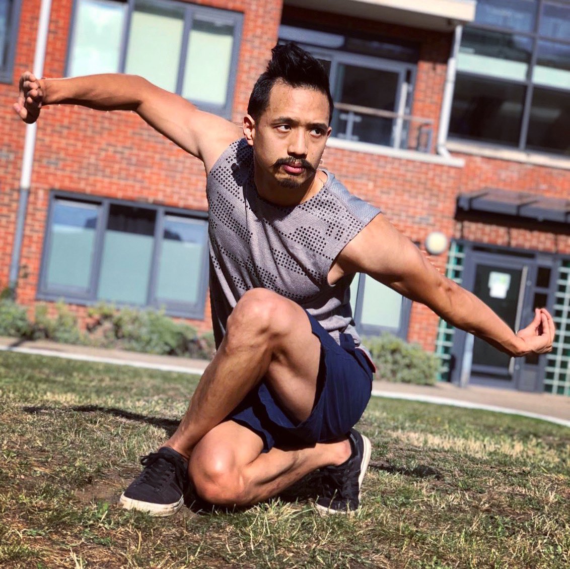Del_Mak's tweet photo. βI put the Shu in the Wu & the Fu in the Kungβ π¨π»
Doing my best Grandmaster with my moustache in Wushu training βΊοΈ My flexibility has improved massively stretching everyday since starting #MaktoMak #SkillsExchange Challenge 3 months ago
πΈ Sifu @samuelmak_
#isolationchallenge https://t.co/PdpsOfZwbW