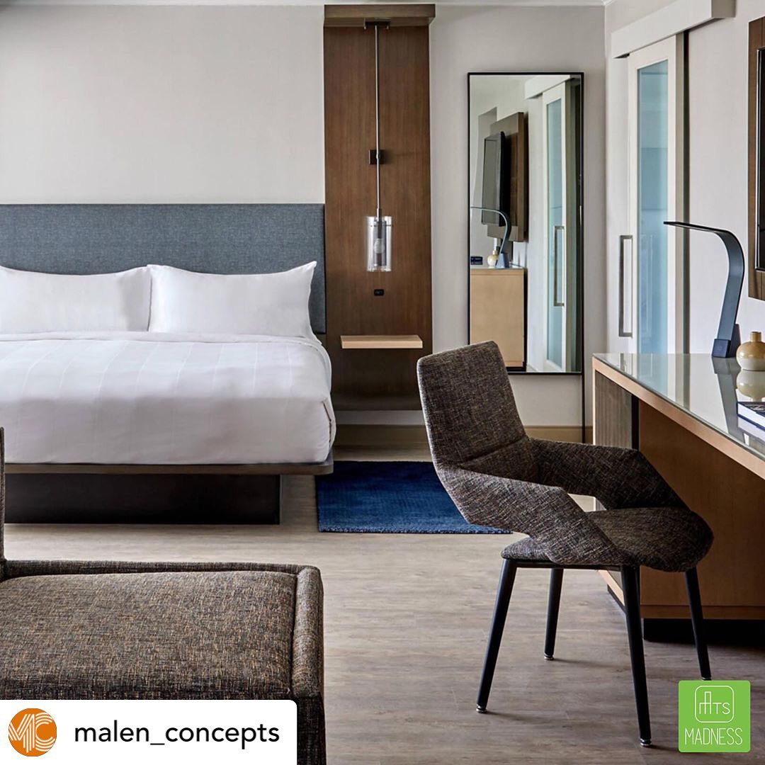 MTSSeating's tweet photo. That moment when you enter your guest room for the first time... Experience by Malen Concepts #mtsseating offers economical / attractive options. The lines and angles of the “Paragami” chair provide comfort and style.

Location: Marriott, Anaheim #hospitalityindustry https://t.co/9SNFtvlcIh