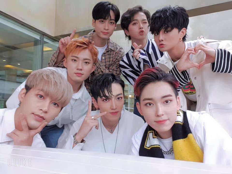 DThestan's tweet photo. Congrats @DST_OFFICIAL_  u have done so much
U have achieved so much
I wish for many more good times, lives, fanmeets, &amp; world tours
Thestan loves you
I love you
#200DaysWithDustin
#더스틴_데뷔200일_축하해
#DUSTIN #더스틴
Happy 200 days, Dustin! 💚
데뷔 200일 축하해요 더스틴! 💙 https://t.co/Ht8Xe3Vj3e