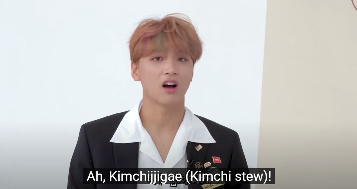 [Dream vs Dream 180920(uploaded)] Predebut Dates (1)  #MarkHyuckMK: Which restaurant did we hangout together? Name the most memorable one.HC:SamgyupsalMK: This is also correct…HC: Kimchi JjigaeMK: Correct!