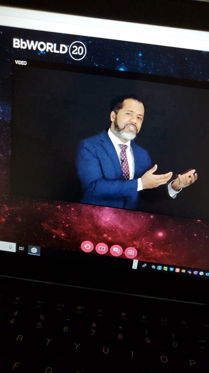 alwaysWCFields's tweet image. Opens with a song. Love. Always be your authentic self and lead with love. #bbworld20 #LetsAdvanceLearning #freedomwriters #mannyscott