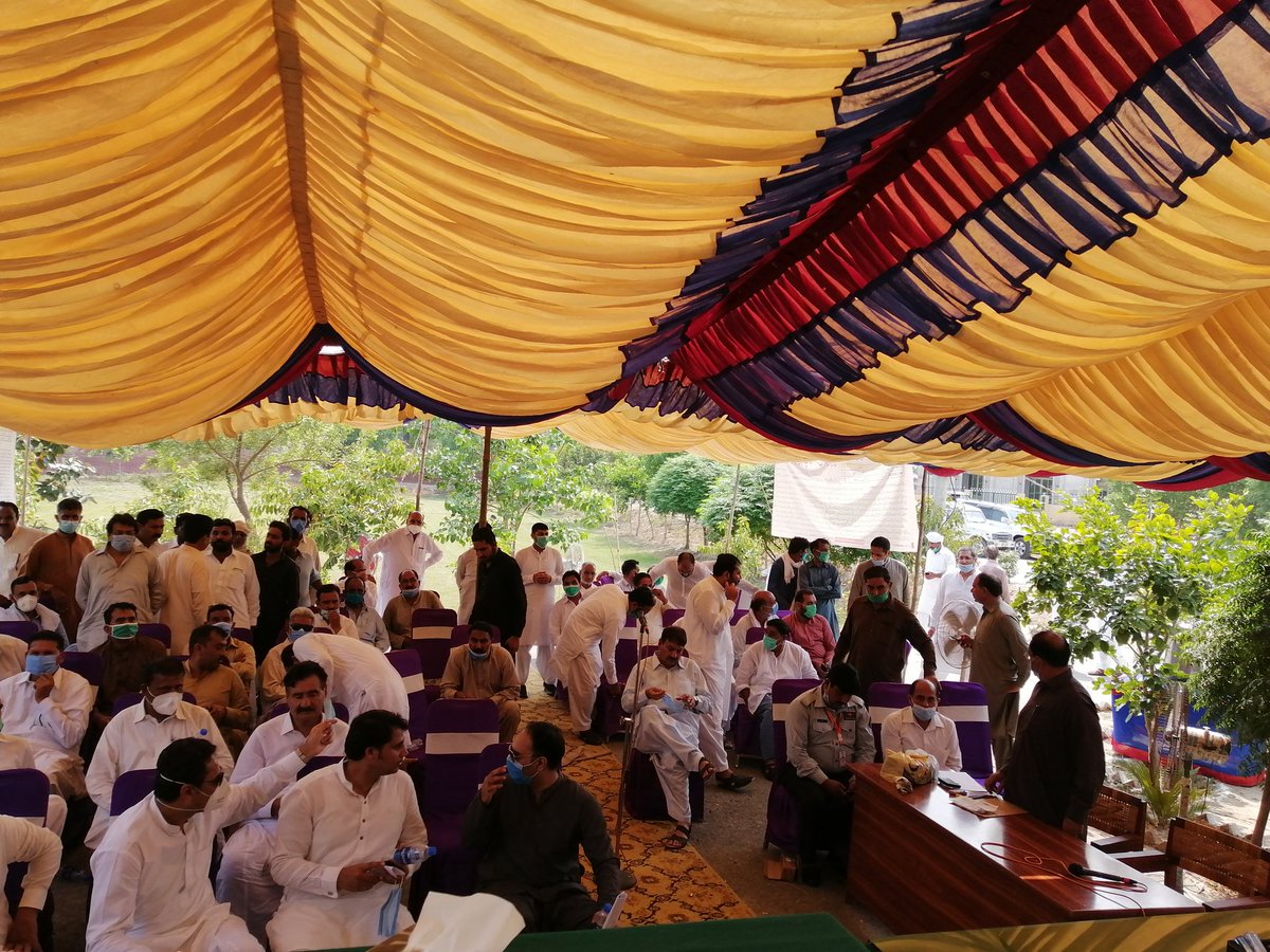 Bint_e_Yousaf's tweet photo. Auctioning of State land is interesting but equally challenging as an administrator to hold an impartial and free one, coupled with the handling of aggressive parties.
#Auction
#ACUTship https://t.co/OXTMlbcs9T