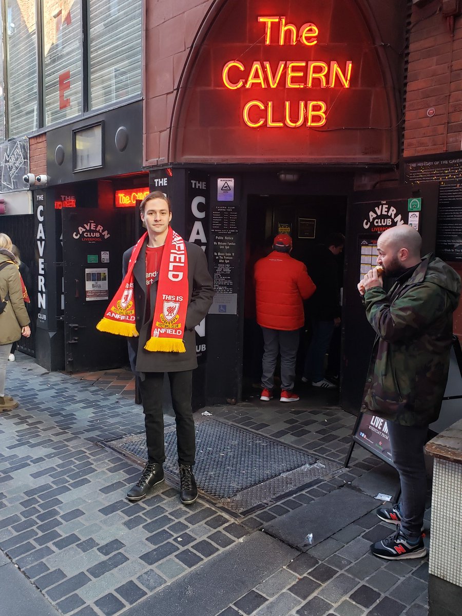 AnneWaymire's tweet image. Ready to raise the trophy. #MyPLSummer