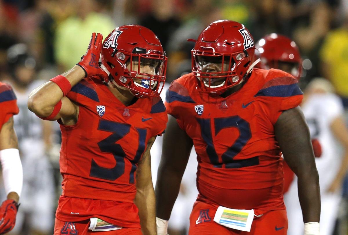 kilinahe_mj's tweet photo. After a talk with @UofA121CoachBuh and @CoachGregBurns I am glad to announce I have received my first Pac-12 offer to the University of Arizona❗️🔥 #BuildingThe🅰️ #Beardown 
@AlohaYAthletics @808FBRecruits @Rivalsfbcamps @bangulo @BrandonHuffman @HawaiiRecruits https://t.co/M5akyagXkY