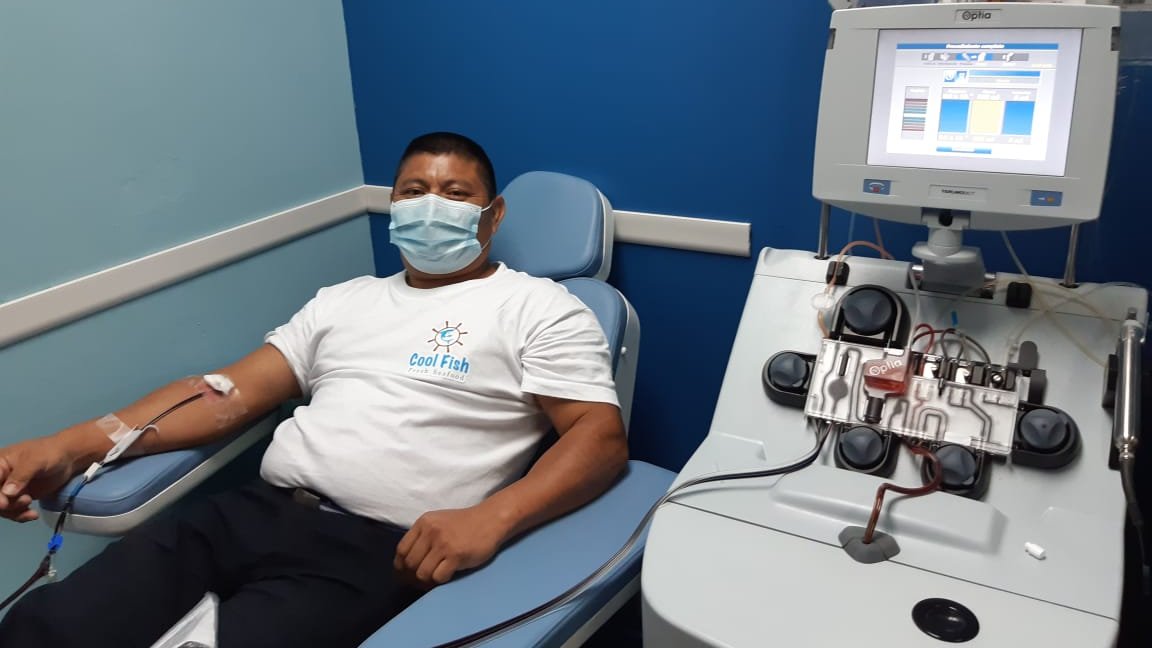 isss_gob_sv's tweet photo. ¡Gracias por acudir al Banco de Sangre del Hospital Médico Quirúrgico y Oncológico para hacer tu donación de plasma!

Realiza tu donación en el Banco de Sangre del Hospital Médico Quirúrgico y Oncológico llamando al 2591-5613 de 7:00 a.m. a 3:00 p.m.

#NoBajesLaGuardia https://t.co/DS8olgBbpj