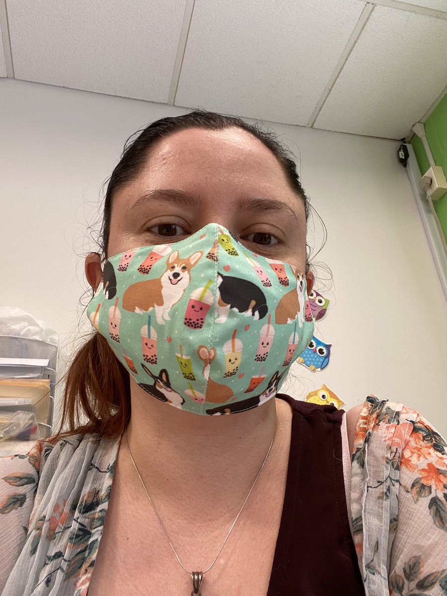 MsSantino's tweet photo. Corgi + boba tea? In a mask? Yes, please. 😷😁 https://t.co/Fy5UBWTlZD