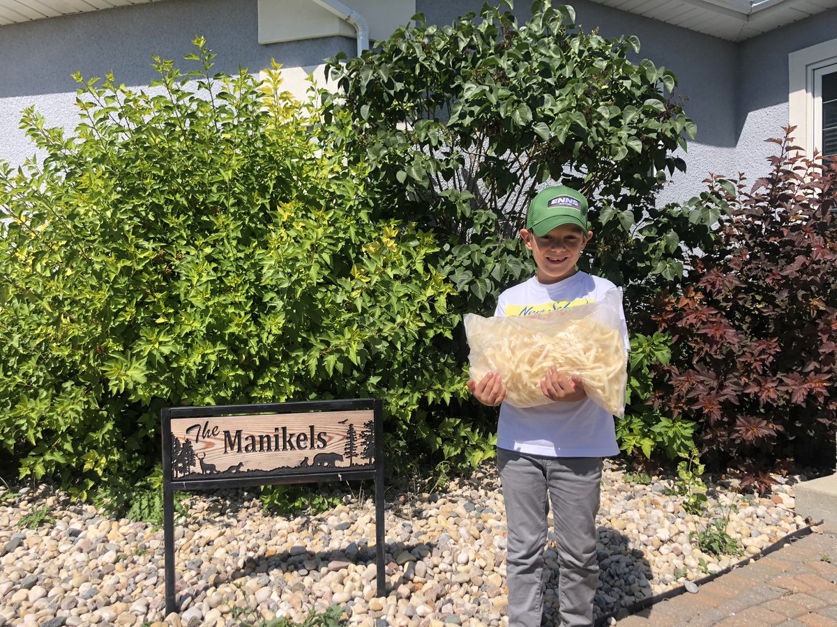 The Manikel’s are getting ready for <a href="/ennsbros/">Enns Brothers</a> Free Fry Day with <a href="/mccainfoods/">McCain Foods Canada</a> In support of <a href="/STARSambulance/">STARS</a> and <a href="/RMHManitoba/">Ronald McDonald House Charities Manitoba</a>  check out Freefryday.ca for all the details