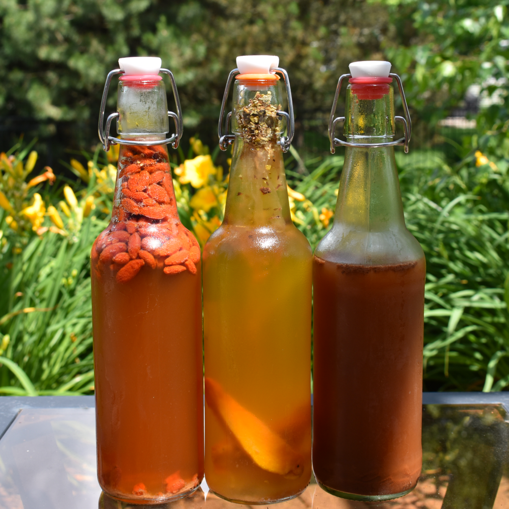 BuchaBrewers's tweet photo. Summer &amp; fizzy chilled homebrew kombucha just go hand-in-hand 😋☀️

#kombucha #kombuchabrew #homebrew #secondfermentation #summer #kombuchaflavor #homebrewing #healthylife #healthychoices #probiotics #kombuchalove #bucha #buchabrewers https://t.co/aXWVRStP1i