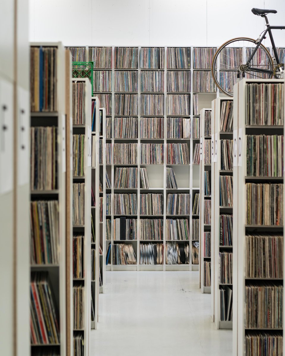 discogs's tweet image. Just sharing with you the mesmerizing warehouse of 1207vinyl