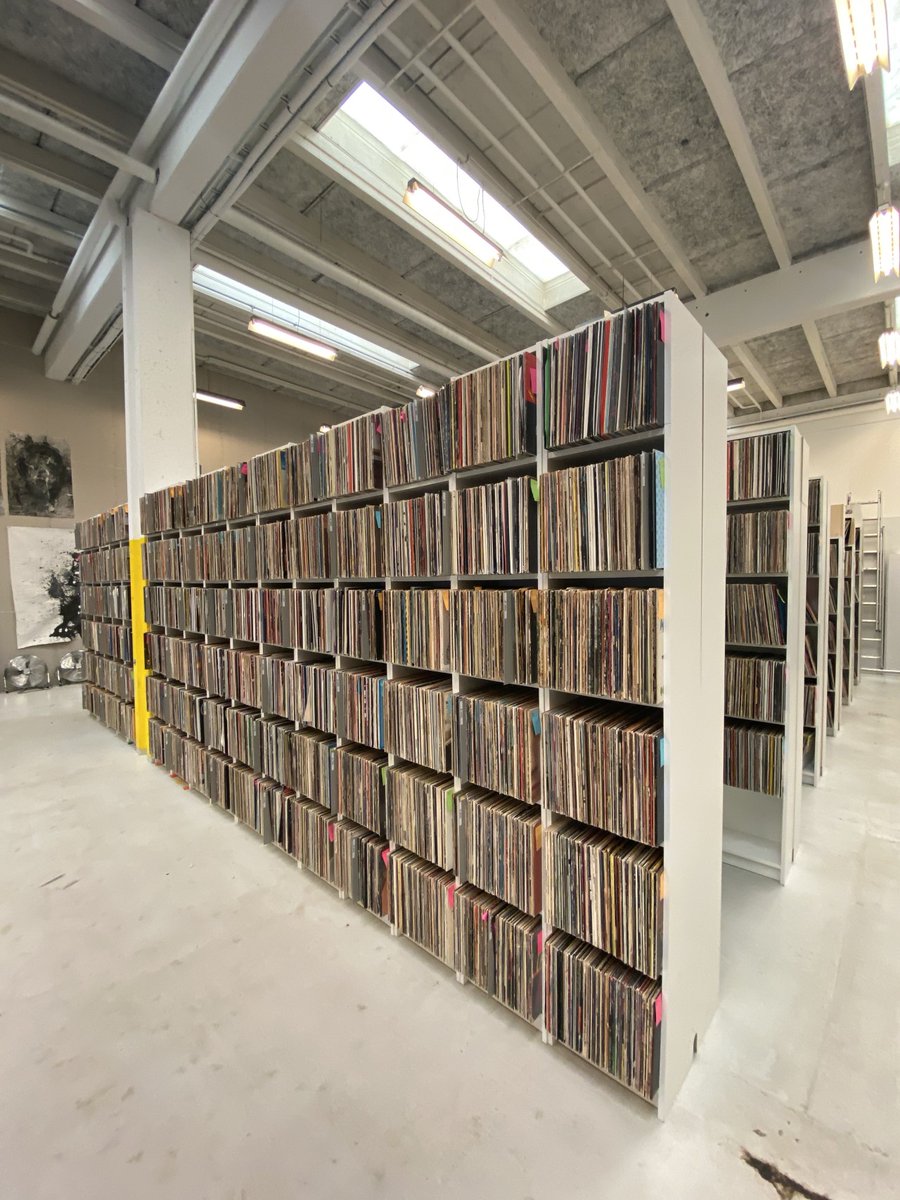 discogs's tweet image. Just sharing with you the mesmerizing warehouse of 1207vinyl