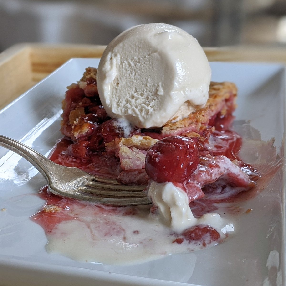 bucketandbay's tweet photo. Put that 🍒 Cherry on TOP!!!   #PieALaMode  #CherryOnTop 

Order from our website for #FreeDelivery option in #JerseyCity &amp; #Hoboken

#CherryPie #PiePiePie #TasteOfSummer https://t.co/D8D3IUDDFA