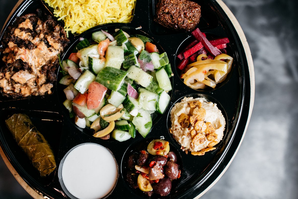 2941Street_Food's tweet photo. Go for our Bazaar meal if you love variety! Nine compartments with our organic, non-GMO, and locally sourced ingredients! https://t.co/8ONLx6oKVw
