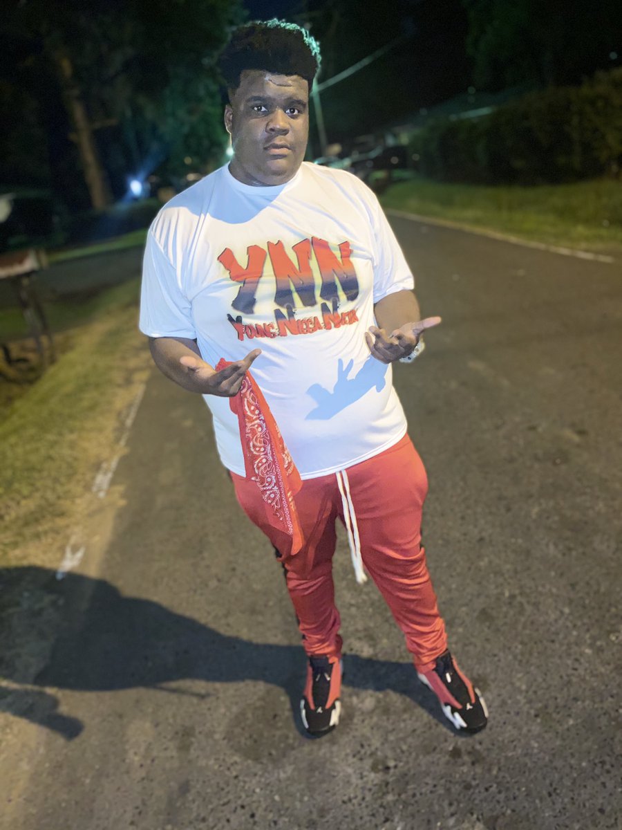 CahCah33's tweet photo. Told em I was gon be something that broke shii made me sick big appetite with a weak Stomach 🩸❤️🎱🦅
#LongLiveCee❤️🕊
#LongLiveOTSellers🕊❤️
#BangAllDayYNN🦅🩸 https://t.co/rL2xs5dd4F